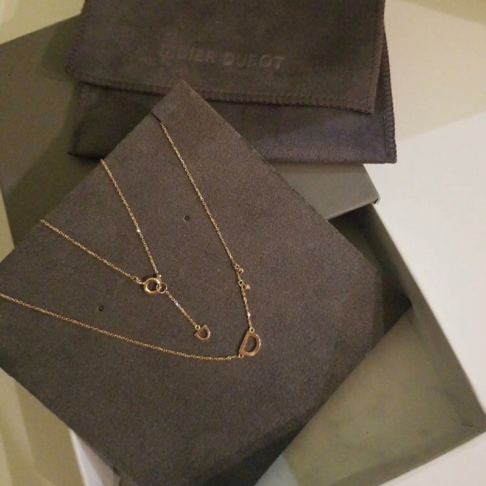 Rosé gold necklace